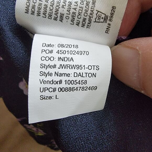 William Rast Floral Blouse with Pearl Buttons in the Back. Size L. - Picture 9 of 9